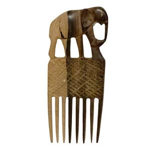 Vintage‎ Hair Comb Elephant Pick Detailed Carved Wood Sculpture Carving Tribal